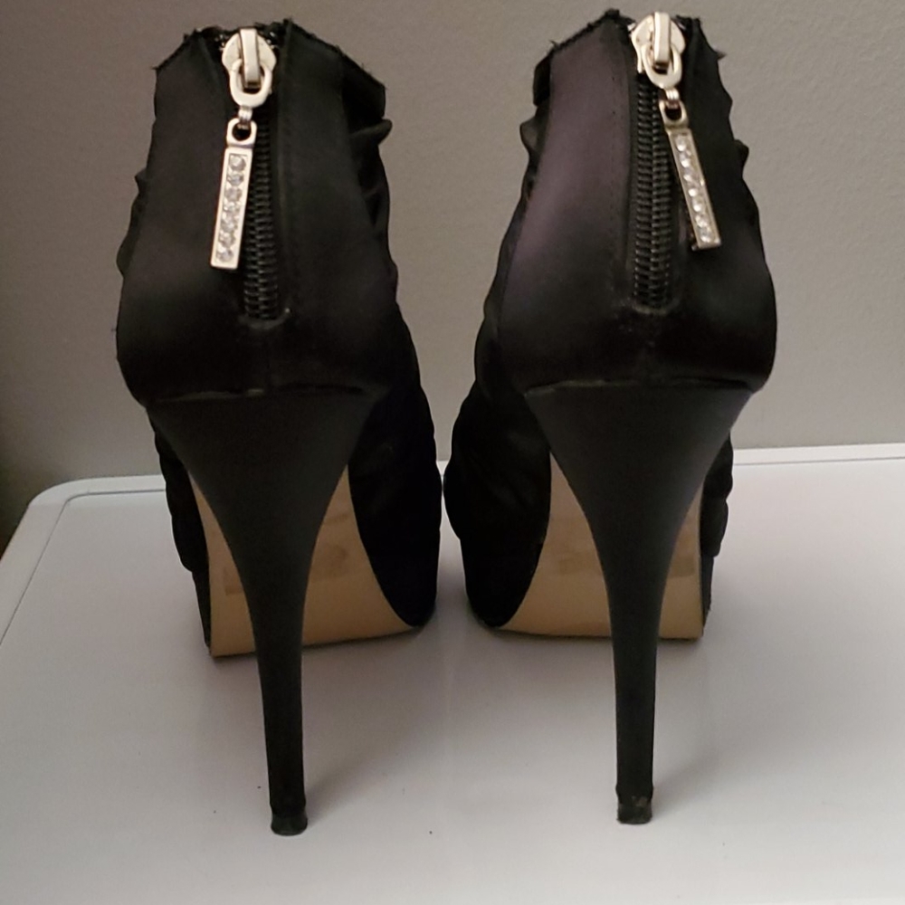 Bakers Platform Peep Toe Pump - image 3